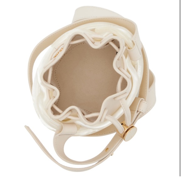 Cult Gaia
Chaya Acrylic Crossbody Bag - Picture 5 of 8